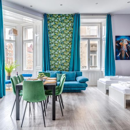 Ferienwohnung Downtown Delight - Erzsebet Blvd - 13 Ppl Budapest Exterior foto